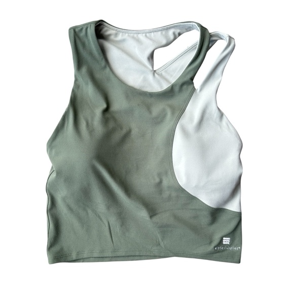 Lululemon Nulu Asymmetrical Yoga Tank Top in Green Twill/Green Fern Size S - Picture 3 of 7